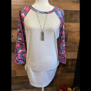 NEW Large 3/4 sleeve Ragland Tshirt